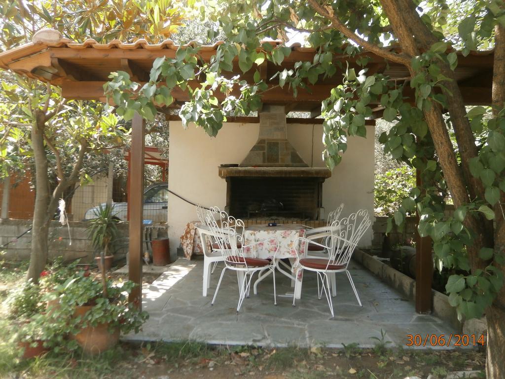 Ioannis Avrades Apartments Agiakampos  Buitenkant foto