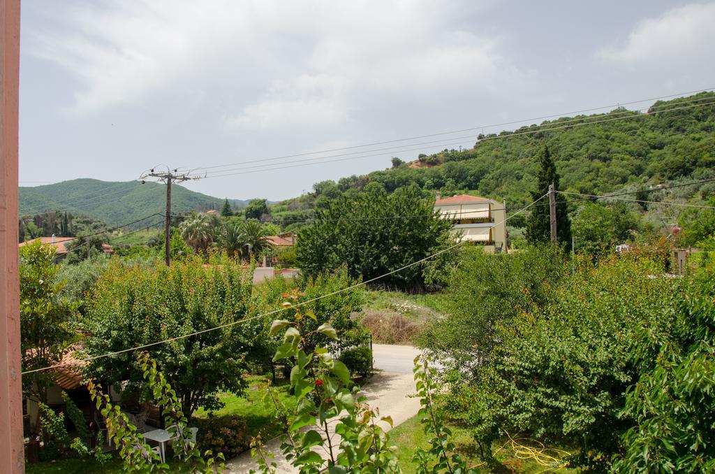 Ioannis Avrades Apartments Agiakampos  Buitenkant foto
